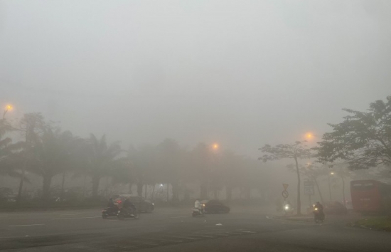 Dự báo thời tiết Hà Nội ngày mai 3/2/2024: Hà Nội sương mù và nồm ẩm
