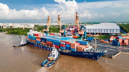 Nỗ lực mở rộng đội tàu, Hải An (HAH) huy động 500 tỷ trái phiếu chuyển đổi lãi suất rẻ