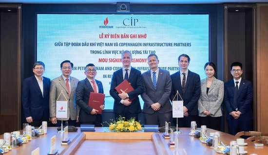Petrovietnam và Tập đoàn CIP ký kết hợp tác trong lĩnh vực năng lượng tái tạo