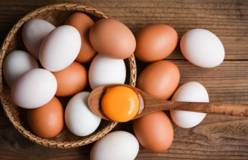 Trứng gà có hàm lượng cholesterol cao, ăn thế nào để tốt cho sức khỏe?