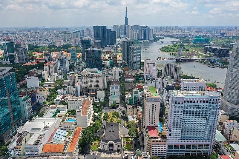 Thị trường bất động sản Việt Nam đang phải đối mặt với vấn đề nguồn cung nhà ở đang có đà giảm trên mọi phân khúc