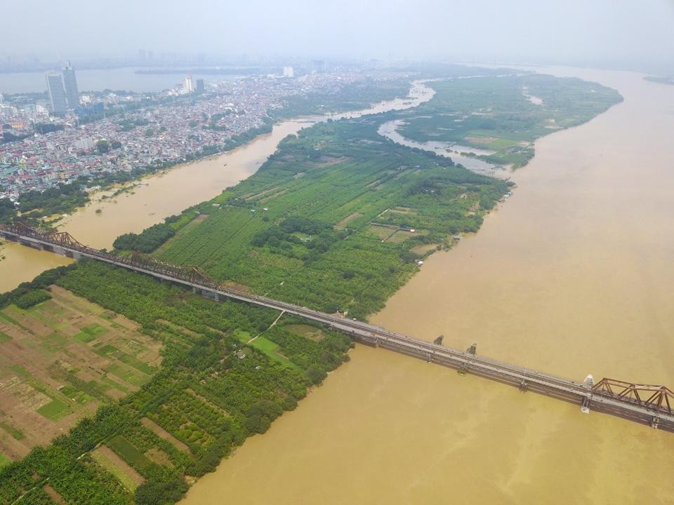 Hà Nội dự định xây công viên văn hoá đa chức năng tại bãi giữa và ven sông Hồng