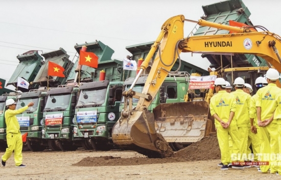 Tăng cường quản lý công tác đấu thầu, thi công xây dựng