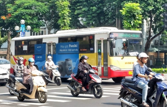 Thời tiết Hà Nội ngày mai 18/8/2024: Hà Nội tăng nhiệt, trời nắng, có mưa