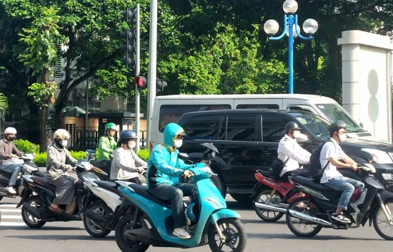 Thời tiết Hà Nội ngày mai 30/8/2024: Hà Nội ngày làm việc cuối tuần tăng nhiệt oi bức, sau có mưa