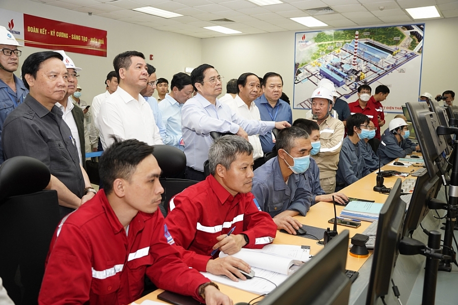 Thủ tướng Chính phủ khảo sát, dự lễ khởi công một số dự án tại Thái Bình