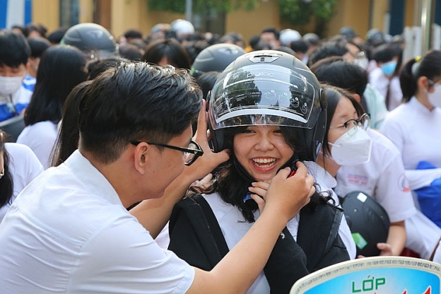 Khởi động dự án “An toàn và sành điệu với mũ bảo hiểm chất lượng” tại TP. Hồ Chí Minh