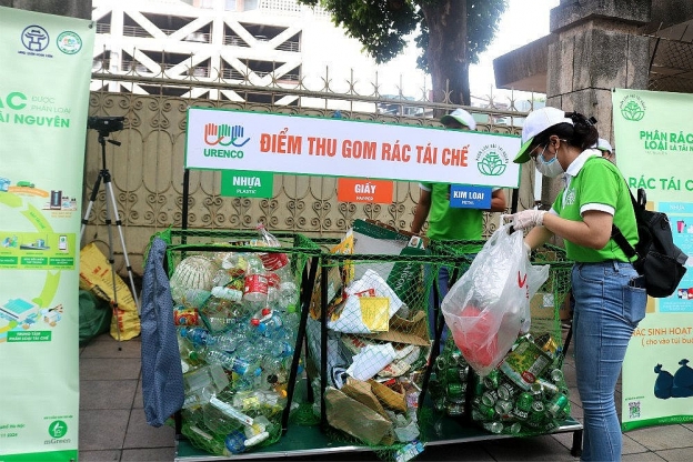 _Hoạt động phân loại và thu gom rác thải nhựa từ Unilever Việt Nam