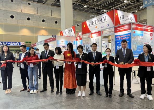 Sản phẩm công nghiệp hỗ trợ Việt Nam thu hút chú ý tại M-Tech Osaka 2