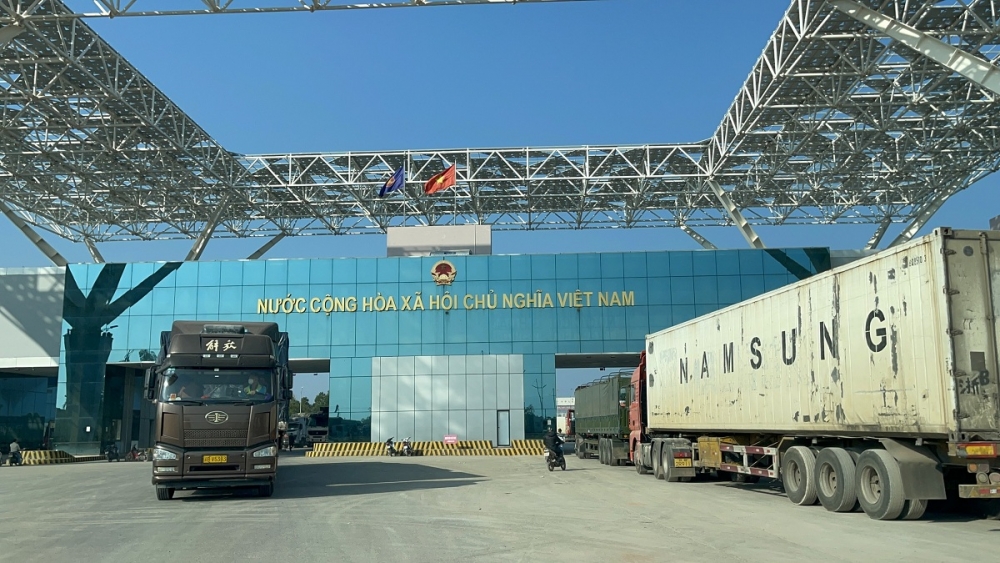Dự kiến từ ngày 26/4/2022, khôi phục hoạt động thông quan hàng hóa trở lại tại cửa khẩu cầu Bắc Luân 2