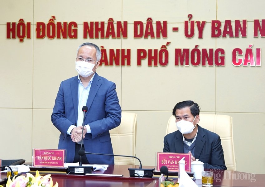 Bộ Công Thương vào cuộc cùng Quảng Ninh khắc phục tình trạng ùn ứ tại cửa khẩu