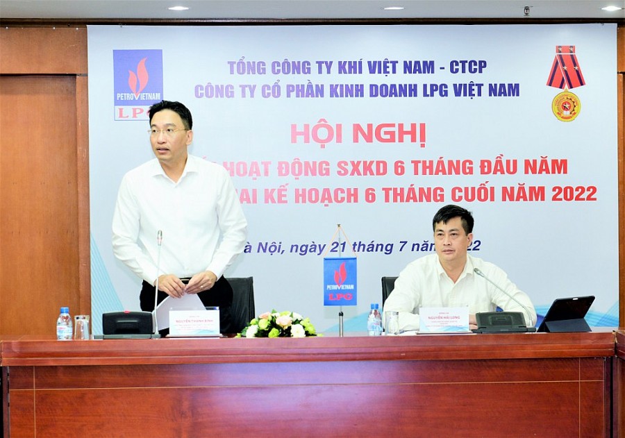 Ông Nguyễn Thanh Bình, Phó Tổng Giám đốc PV GAS - Bí thư Đảng ủy, Chủ tịch Hội đồng quản trị PV GAS LPG chỉ đạo PV GAS LPG đặc biệt chú trọng công tác quản trị nguồn hàng và thị trường trên toàn quốc 