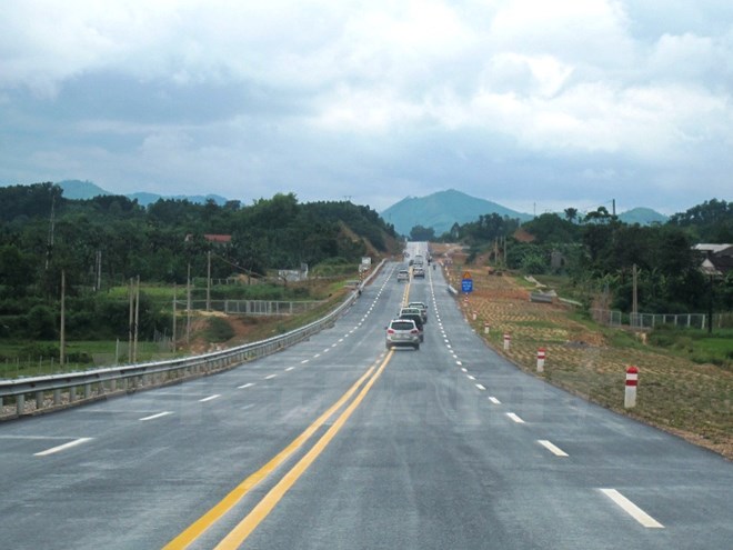 Đường cao tốc đoạn Yên Bái-Lào Cai sẽ được mở rộng lên 4 làn xe